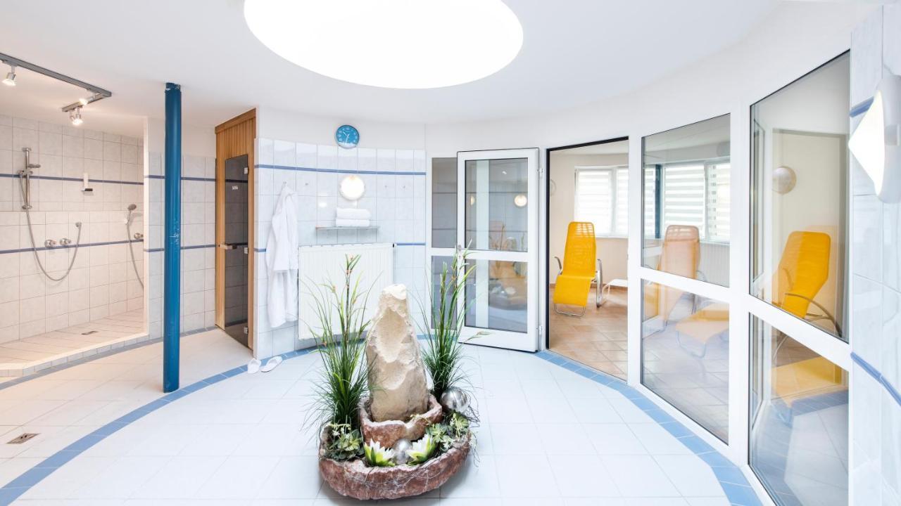Parkhotel Zur Klause Bad Hall Exterior foto